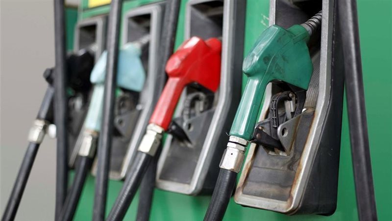 زيادة سعر السولار 1 جنيه للتر وتثبيت البنزين