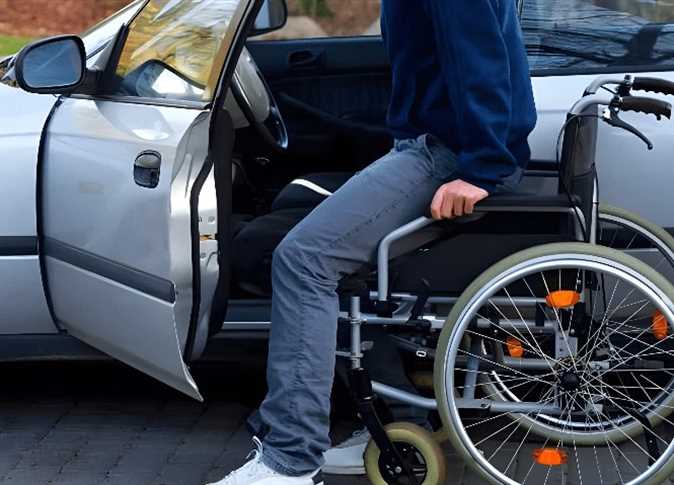 بعد وقف الاستيراد الجمارك تكشف مفاجأة جديدة بشأن سيارات المعاقين